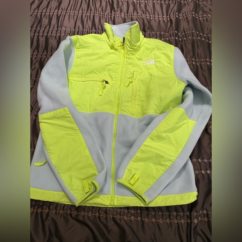 The North Face Neon Green and Light Gray Jacket & Pants Set. - Picture 9 of 16